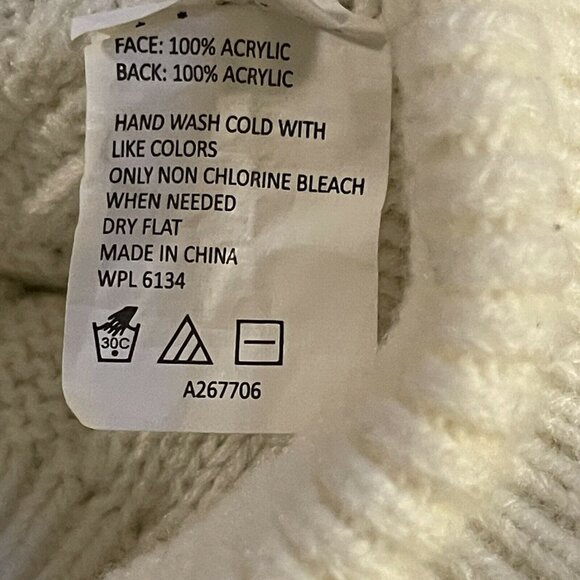 Muk Luks Acrylic Knit Winter Set - Scarf Beanie & Mittens Nordic Snowflake Patte - Picture 3 of 5